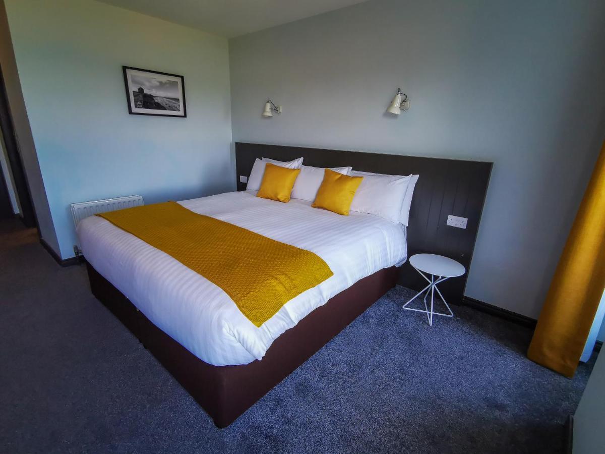 Marine Hotel Ballycastle Bagian luar foto